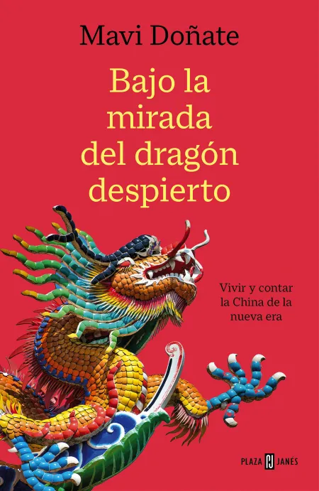Bajo la Mirada del Dragón Despierto