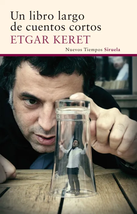 Un Libro Largo de Cuentos Cortos